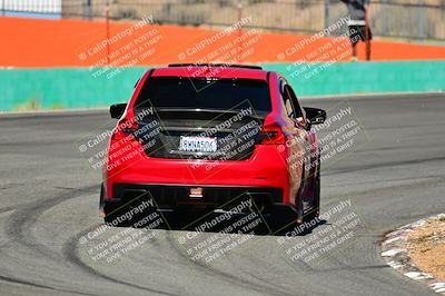 media/Oct-18-2025-Extreme Speed (Sat) [[d6d7e1fef1]]/Group 3 Purple/Session 2 (Turn 3)/